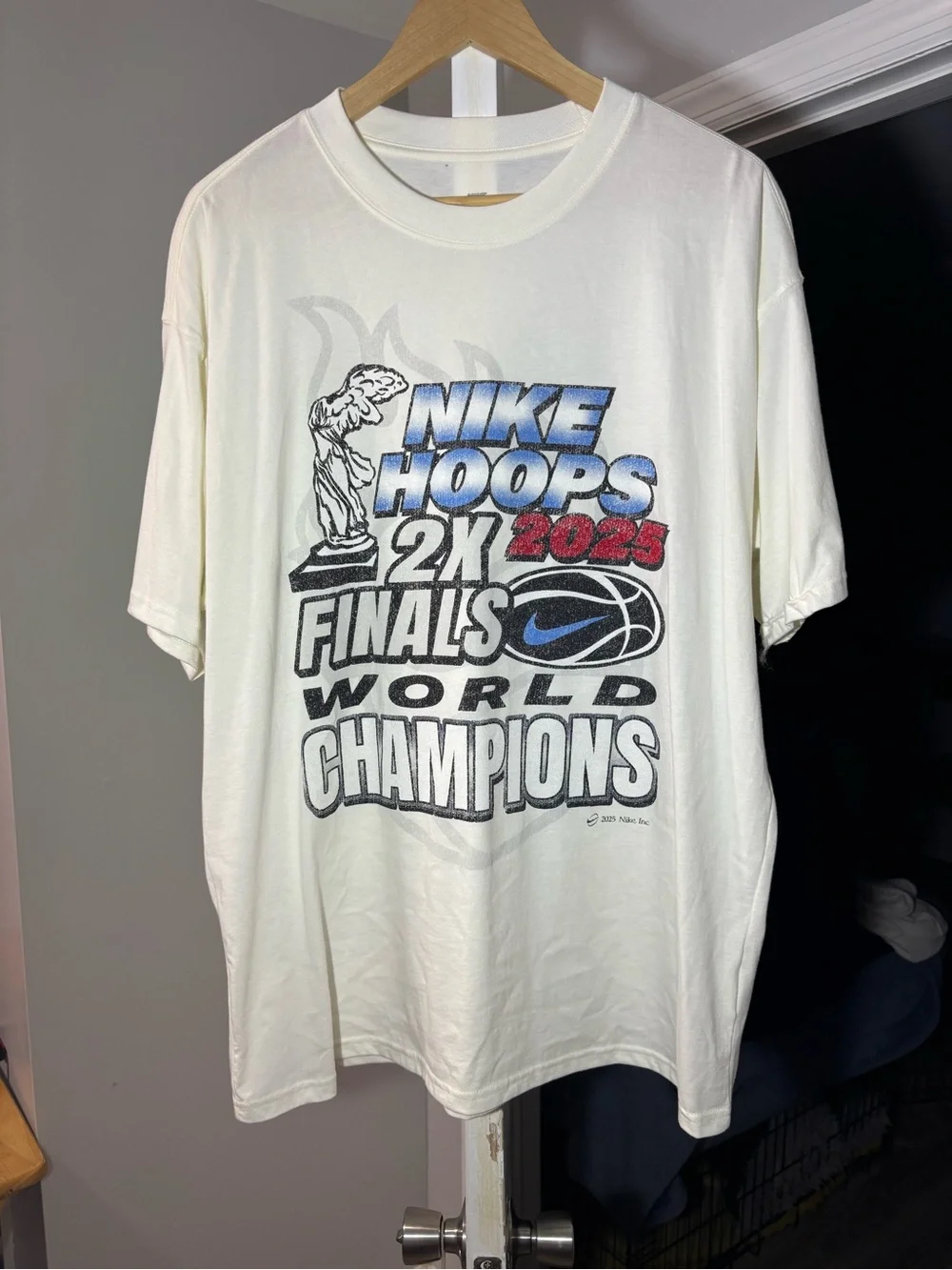 NWOT Nike Hoops World Champions Shirt Max90 Tee Loose Fit Men’s Large White